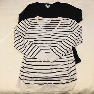 Lot of 2 old navy maternity sweaters S